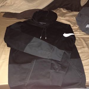Nike hoodie men’s small
